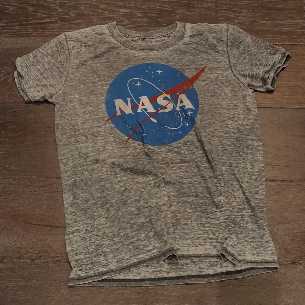 NASA Tee | Size Medium
